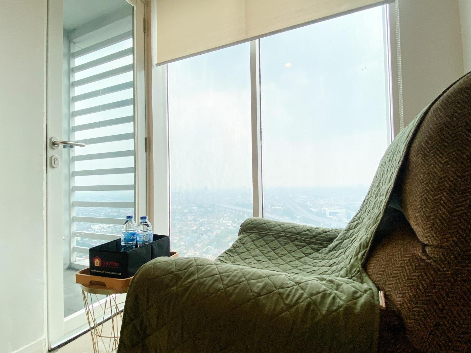 Apartemen Modern And Homey At Grand Kamala Lagoon By Travelio *
